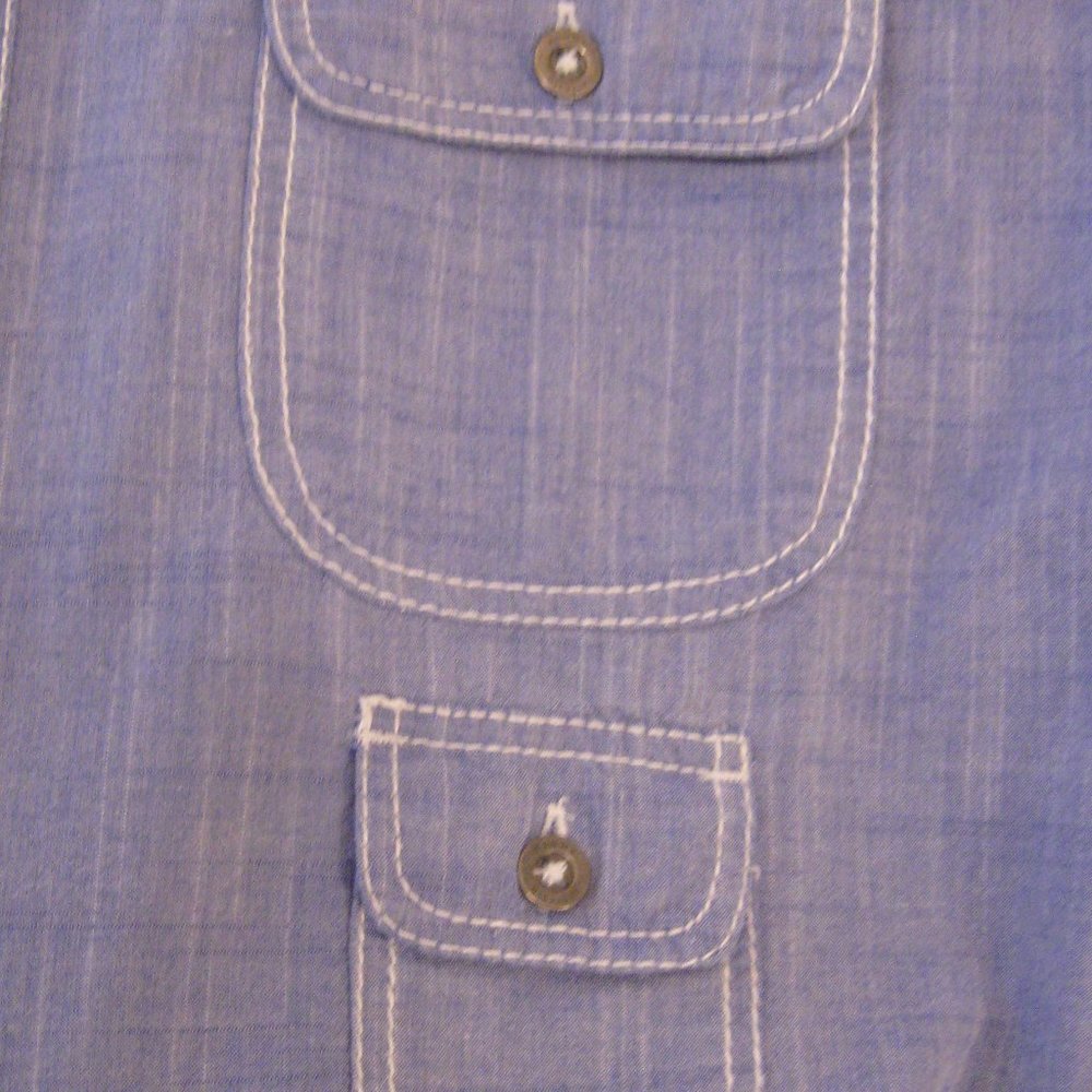 ***SOLD*** Tommy Hilfiger Blue Chambray Roll Tab Sleeve Casual Shirt - Picture 5 of 13